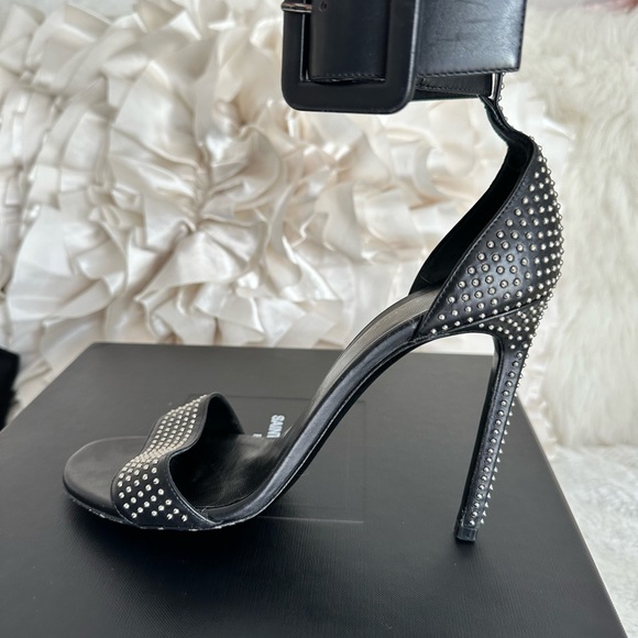 100% Autjentic studded buckle heels. Approx 4” heel. Size 38 pre owned - Picture 1 of 8